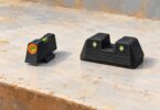 Generic illustration of separate front and rear sight components.