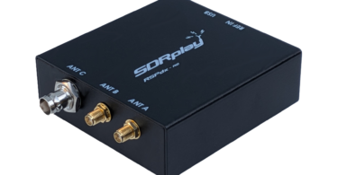 SDRplay RSPdx-R2 receiver with three antenna inputs